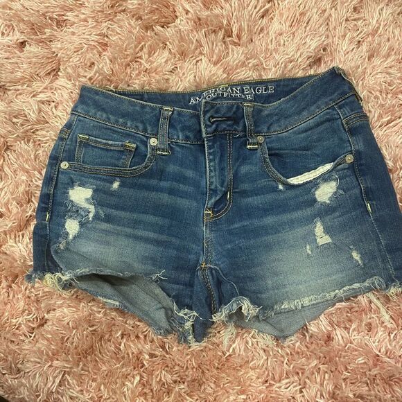 American Eagle shorts  - Picture 1 of 4